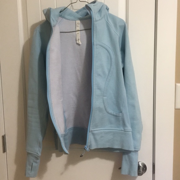 Size 8 powder blue lulu scuba hoodie - Picture 4 of 4